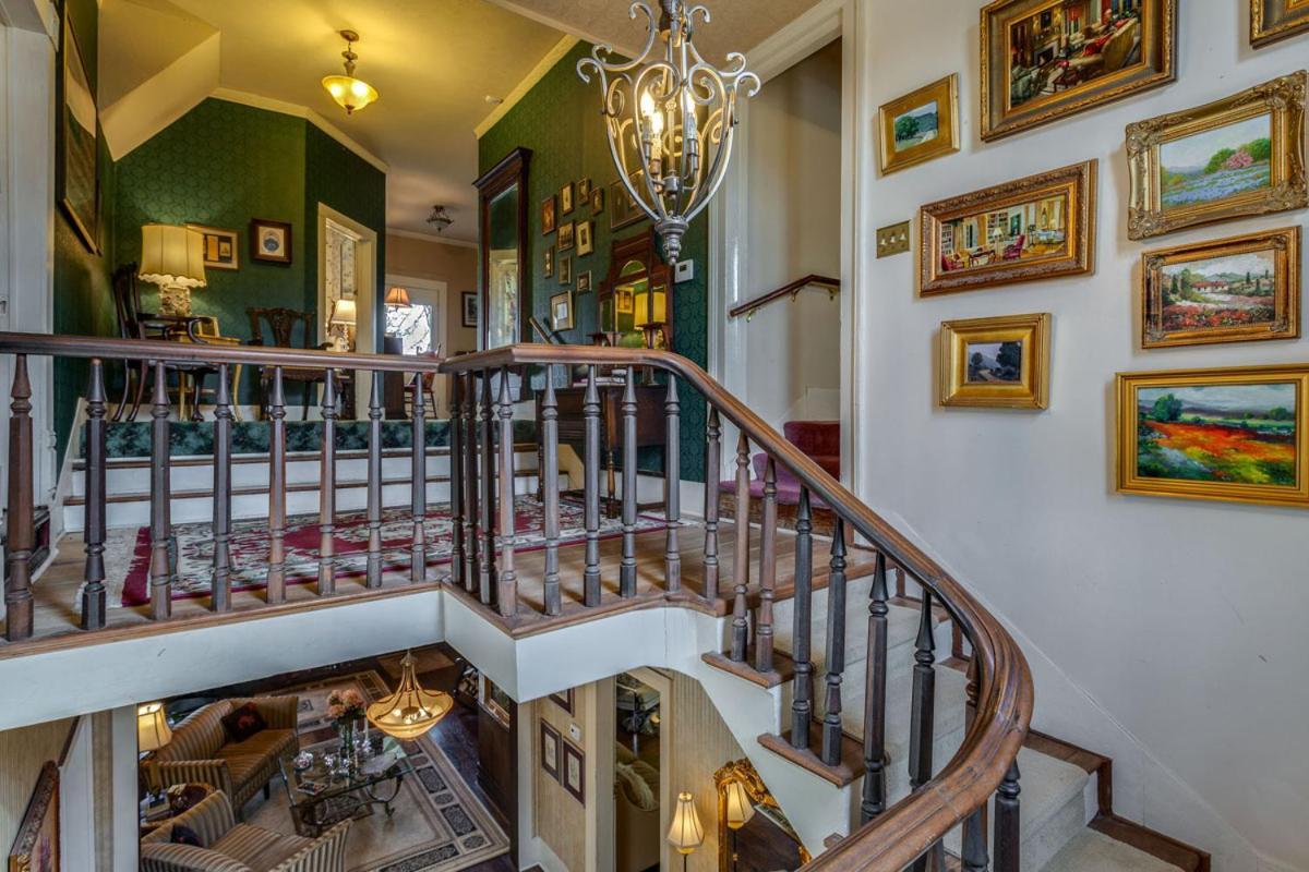 Four Winds Victorian Venue&Suites Bonham Extérieur photo