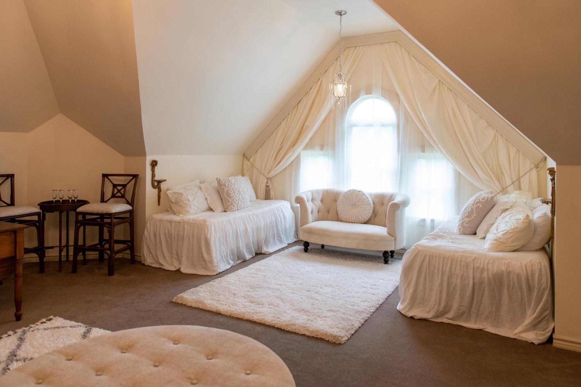 Four Winds Victorian Venue&Suites Bonham Chambre photo