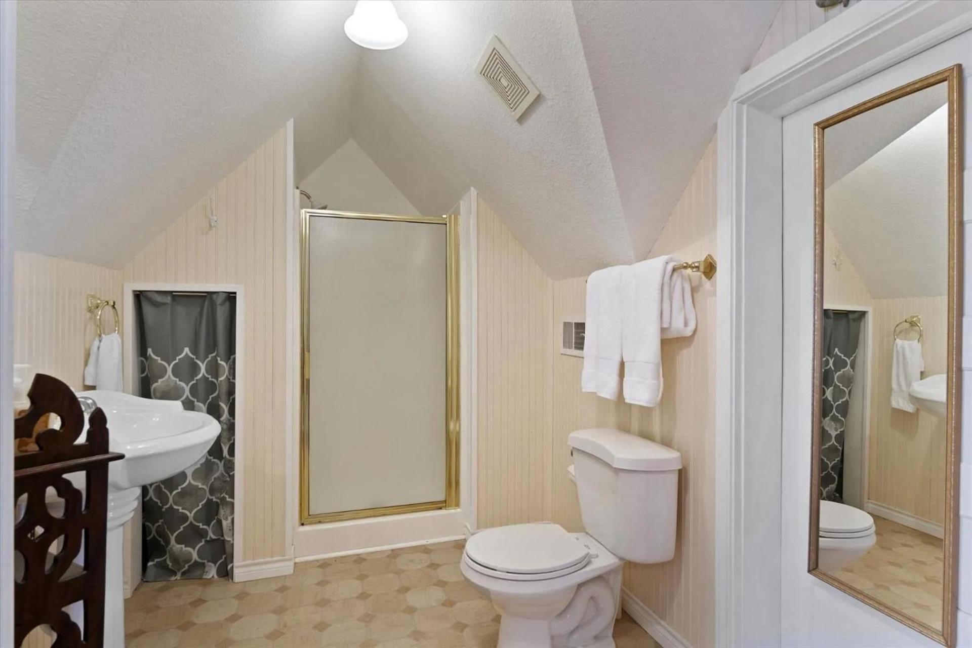 Four Winds Victorian Venue&Suites Bonham Chambre photo
